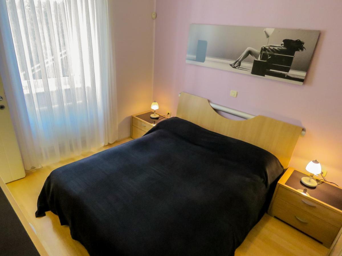 Apartment Palmic ロヴラン エクステリア 写真