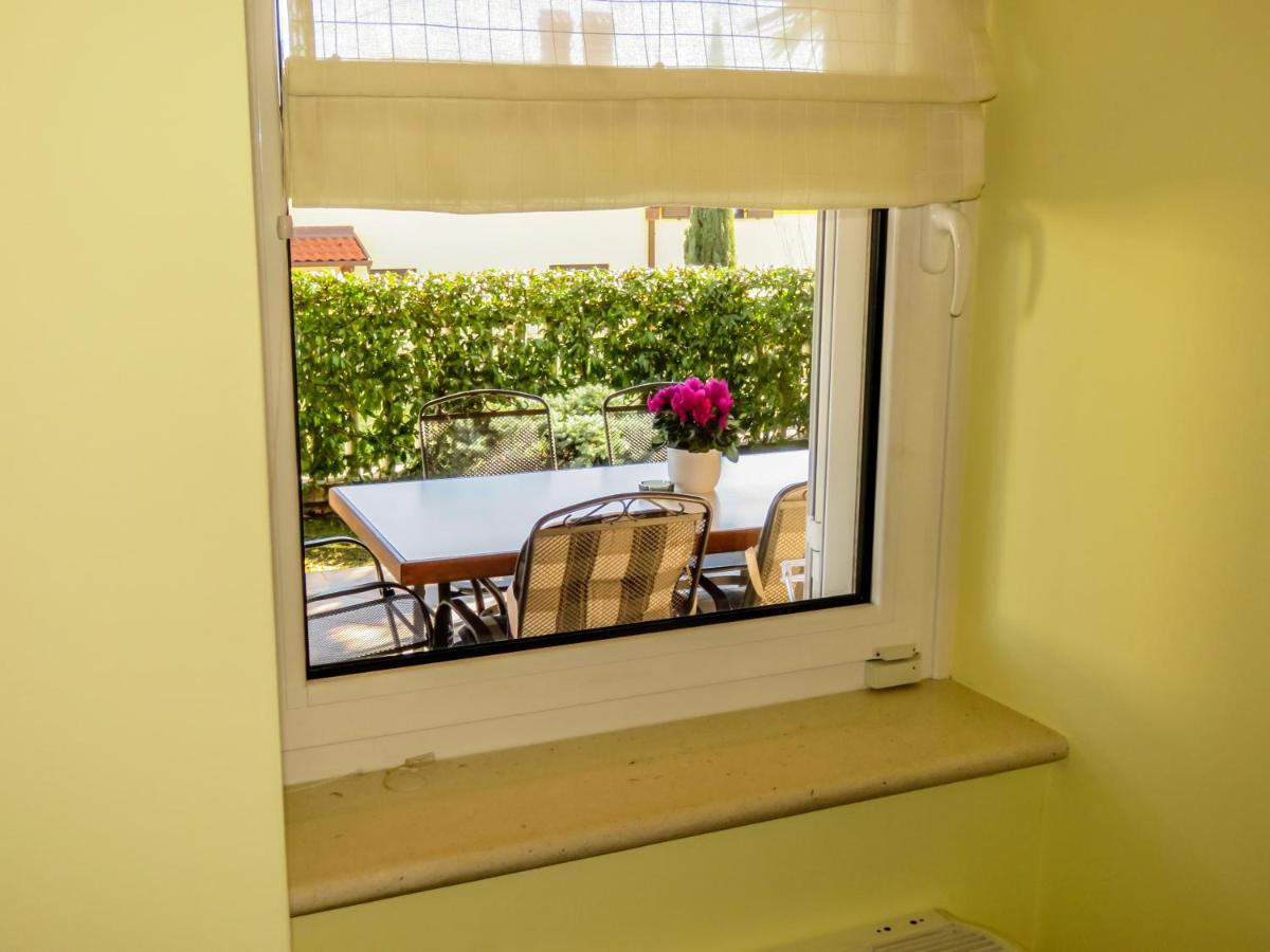 Apartment Palmic ロヴラン エクステリア 写真